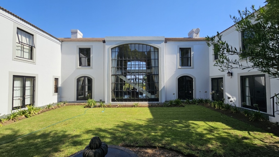 To Let 7 Bedroom Property for Rent in Constantia Western Cape